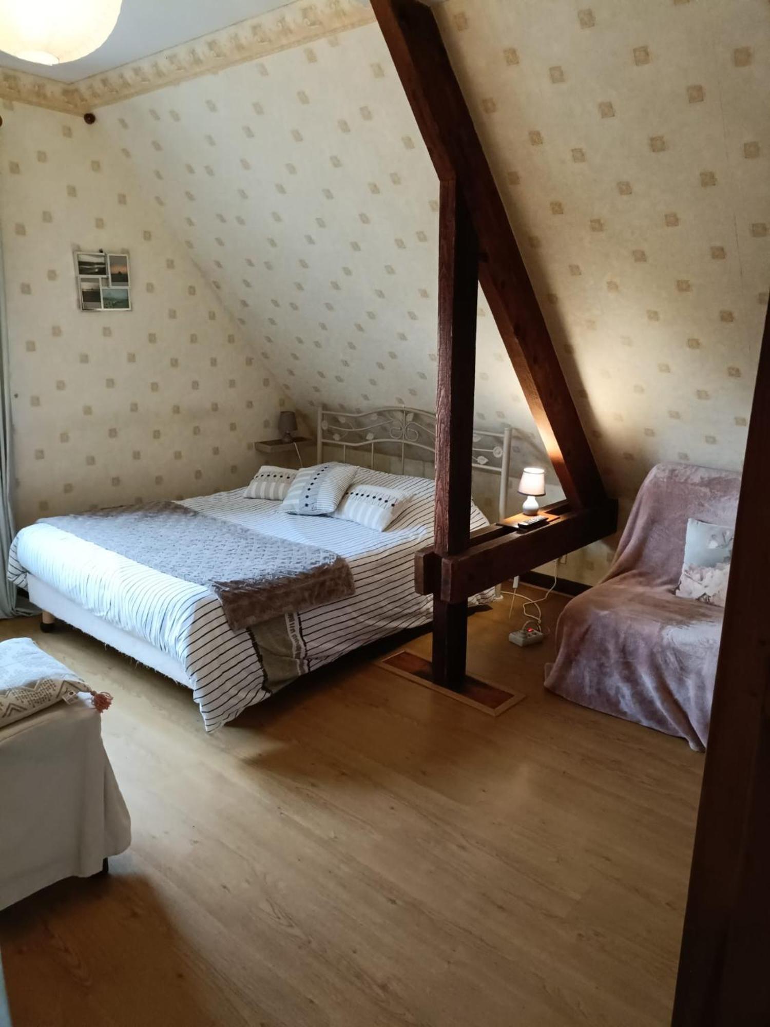 Maison D'Hotes Les Vallees Saint-Quentin-sur-le-Homme Eksteriør billede